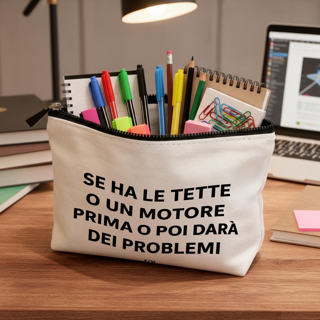 Se ha le tette o un motore prima o poi ti darà dei problemi Travel Organizer bag