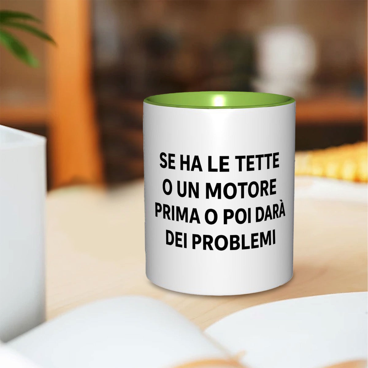Se ha le tette o un motore prima o poi ti darà dei problemi 11oz Mug